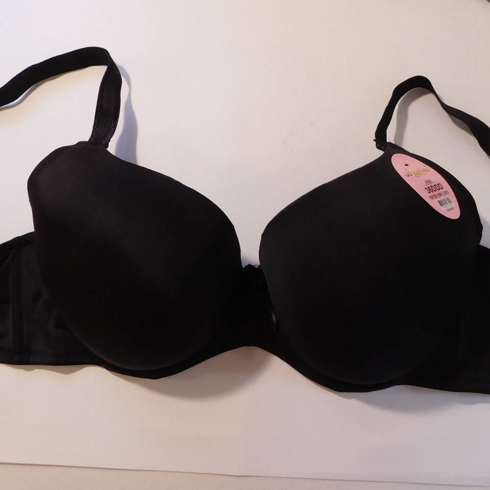 Angelina's 36DDD NWT
